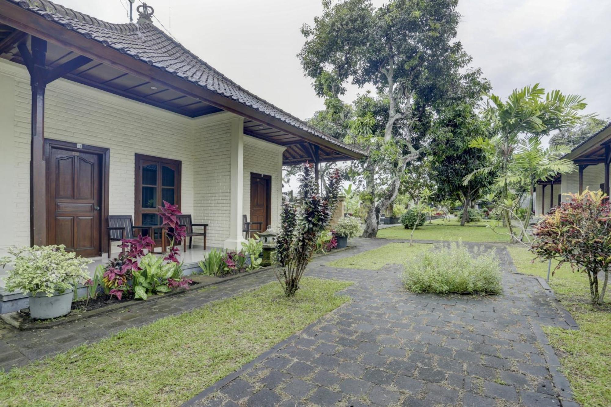 Oyo 1762 Hotel Astiti Graha Tanah Lot Luaran gambar